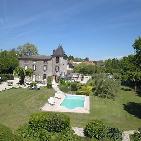 Bed and Breakfast Les Lauriers à Peyrat-de-Bellac Extérieur photo